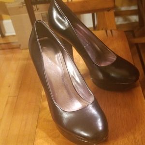 Calvin Klein platform pumps